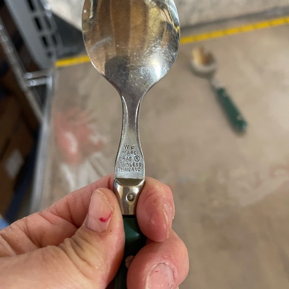 Washington Forge Mardi Gras flatware green handle 2 teaspoons - Picture 3 of 3